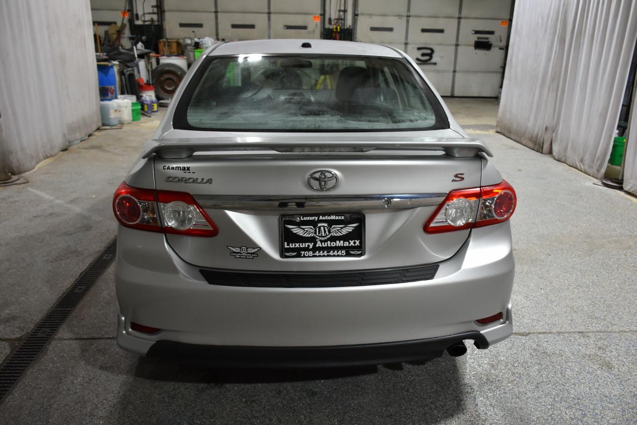 Toyota Corolla S 2012