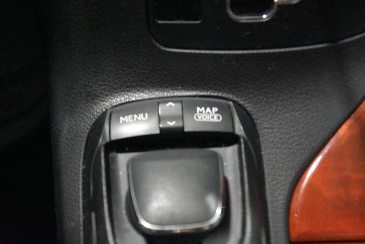 Lexus RX 450h AWD 2011