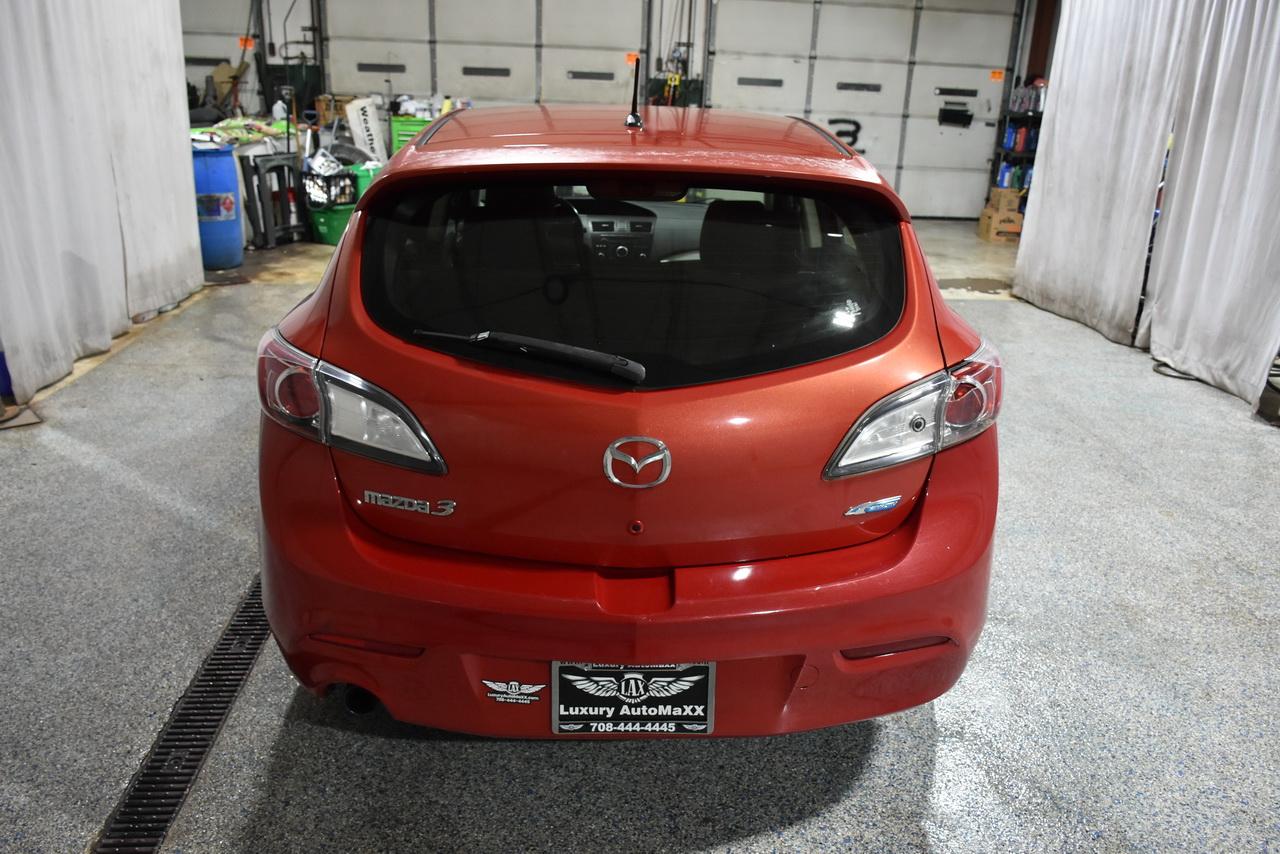 Mazda MAZDA3 i Touring AT 5-Door 2013