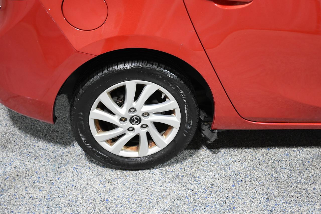 Mazda MAZDA3 i Touring AT 5-Door 2013
