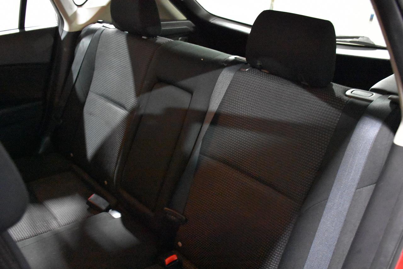 Mazda MAZDA3 i Touring AT 5-Door 2013