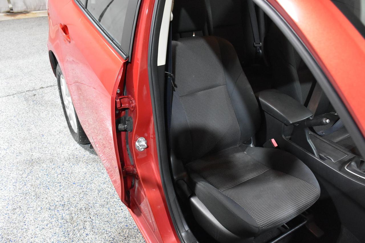 Mazda MAZDA3 i Touring AT 5-Door 2013