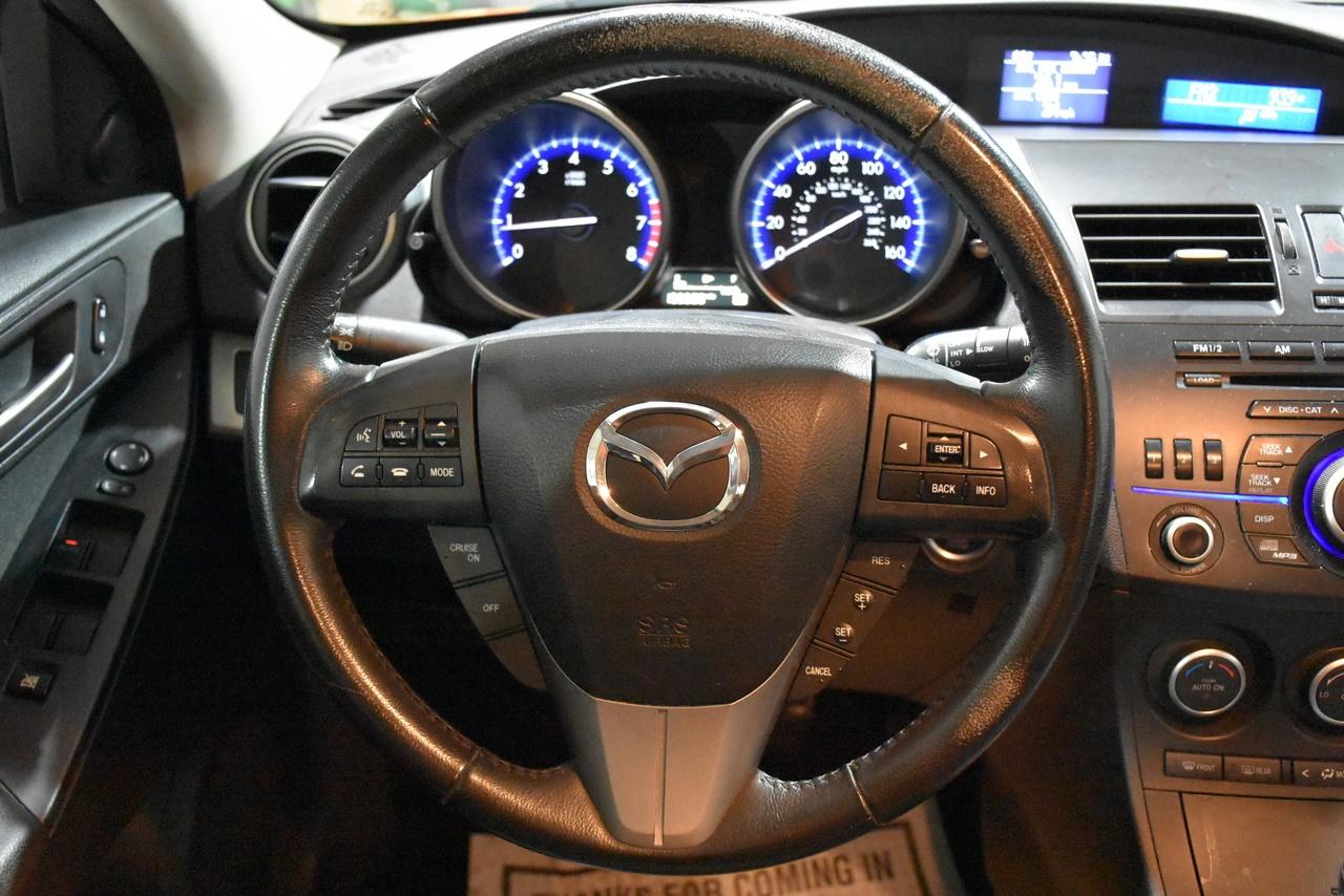 Mazda MAZDA3 i Touring AT 5-Door 2013