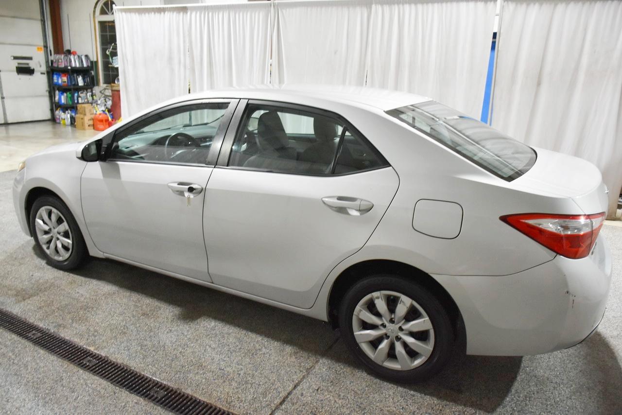 Toyota Corolla LE CVT 2016