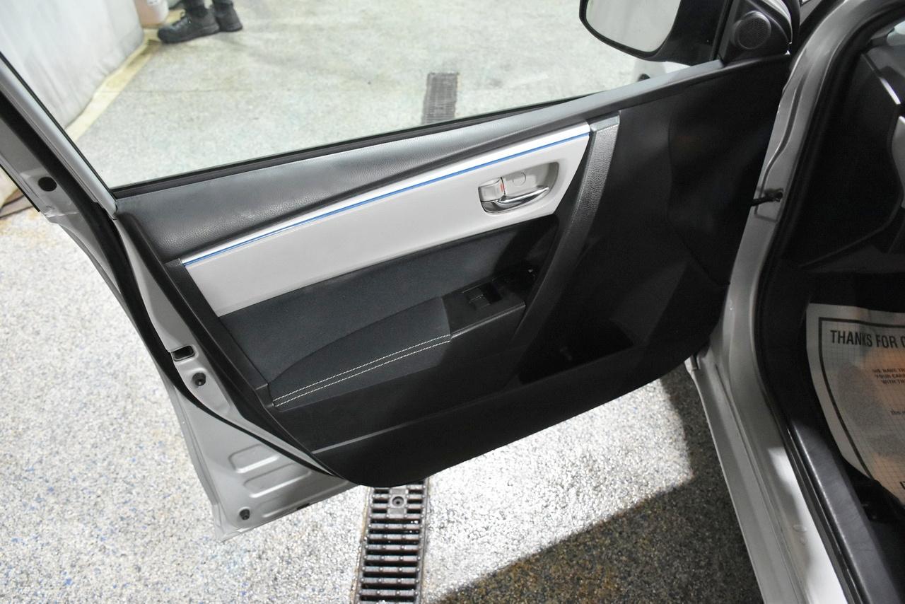 Toyota Corolla LE CVT 2016
