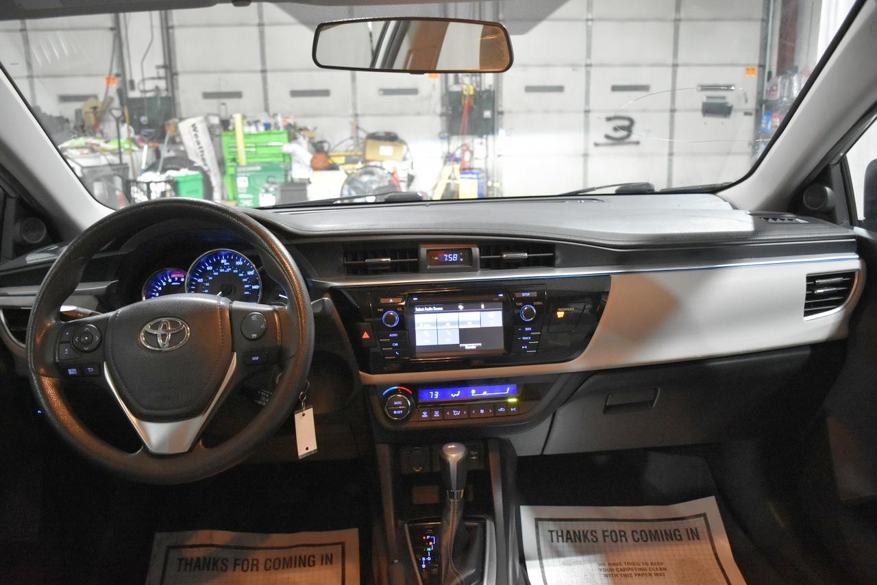 Toyota Corolla LE CVT 2016