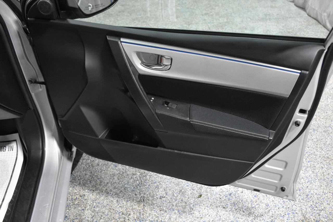 Toyota Corolla LE CVT 2016