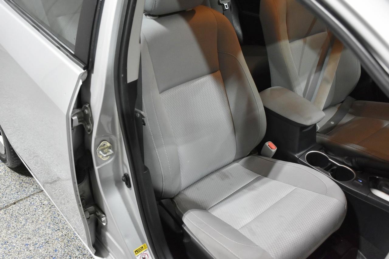 Toyota Corolla LE CVT 2016