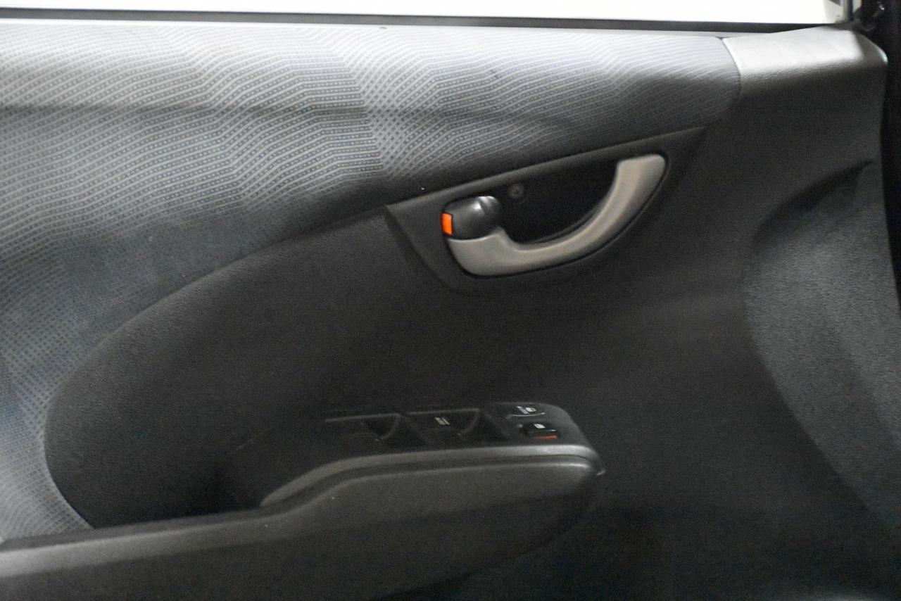 Honda Fit Sport 5-Speed AT 2009