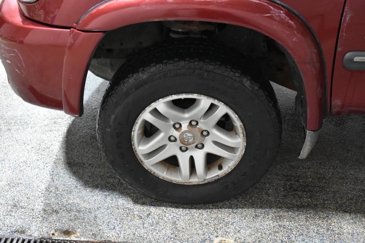 Toyota Tundra SR5 Access Cab 2WD 2004