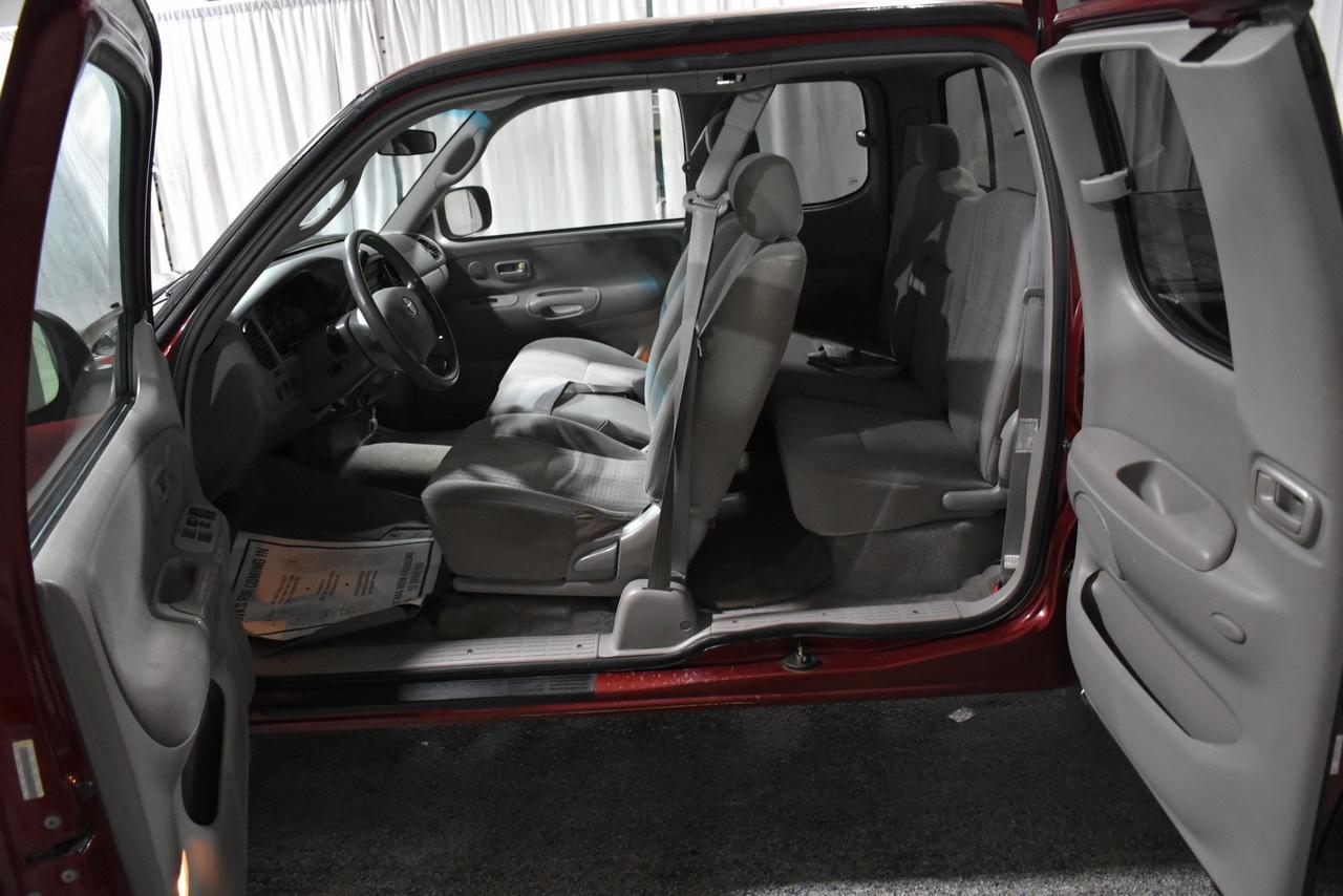 Toyota Tundra SR5 Access Cab 2WD 2004