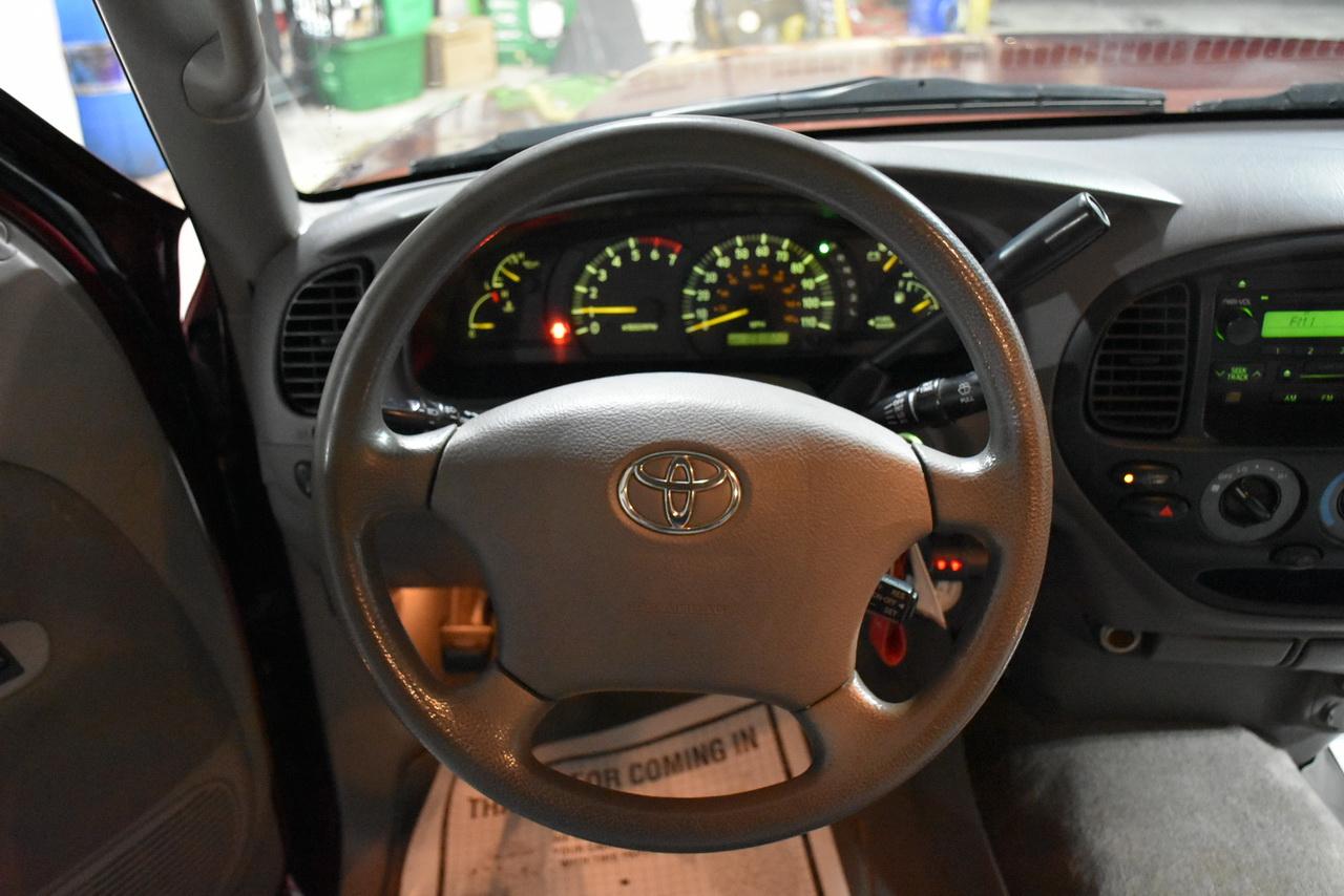 Toyota Tundra SR5 Access Cab 2WD 2004