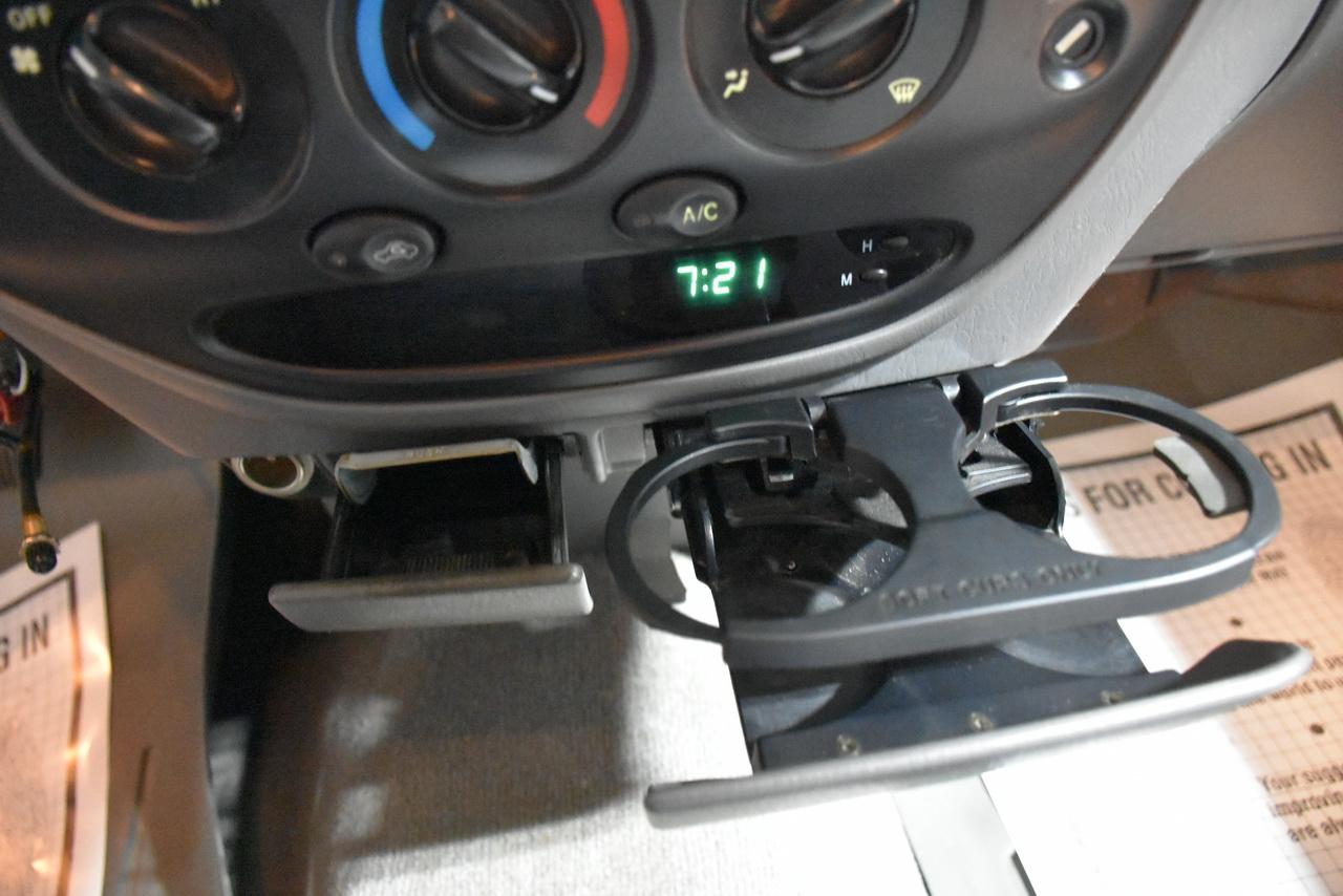 Toyota Tundra SR5 Access Cab 2WD 2004