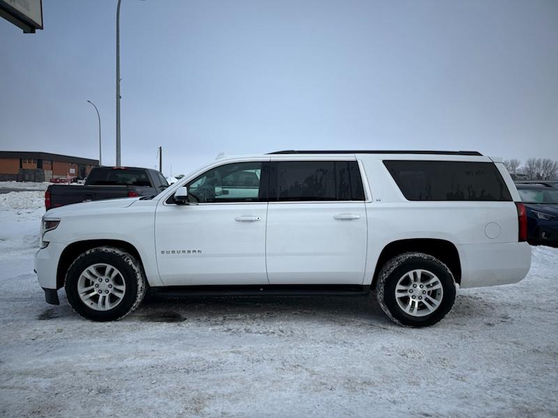 Chevrolet Suburban LT 4WD 2017