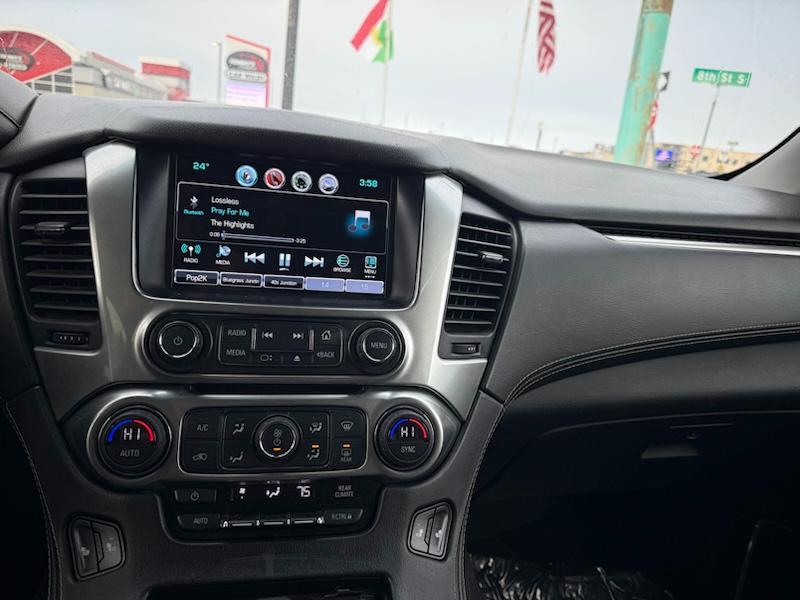 Chevrolet Suburban LT 4WD 2017