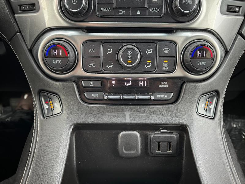 Chevrolet Suburban LT 4WD 2017