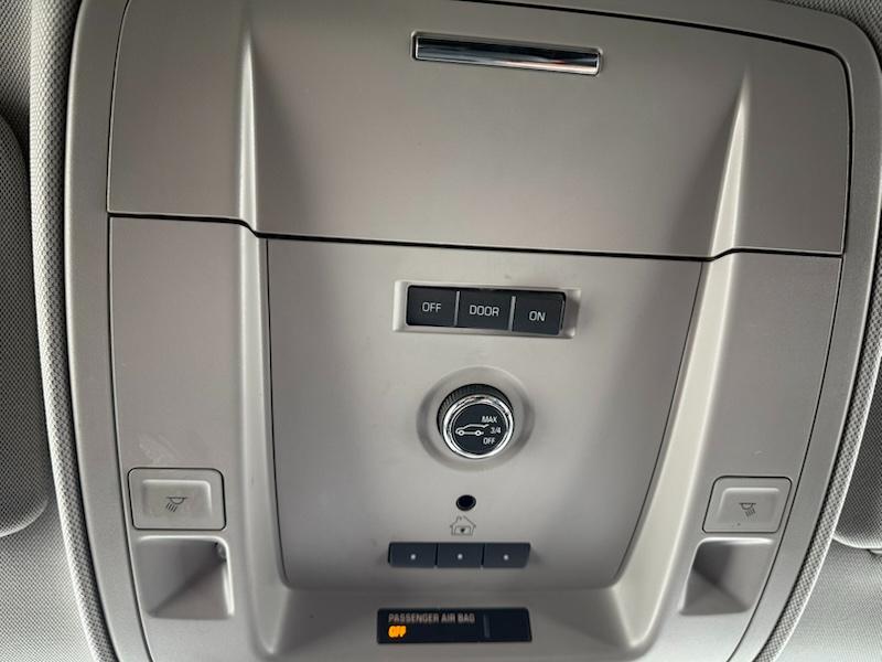 Chevrolet Suburban LT 4WD 2017