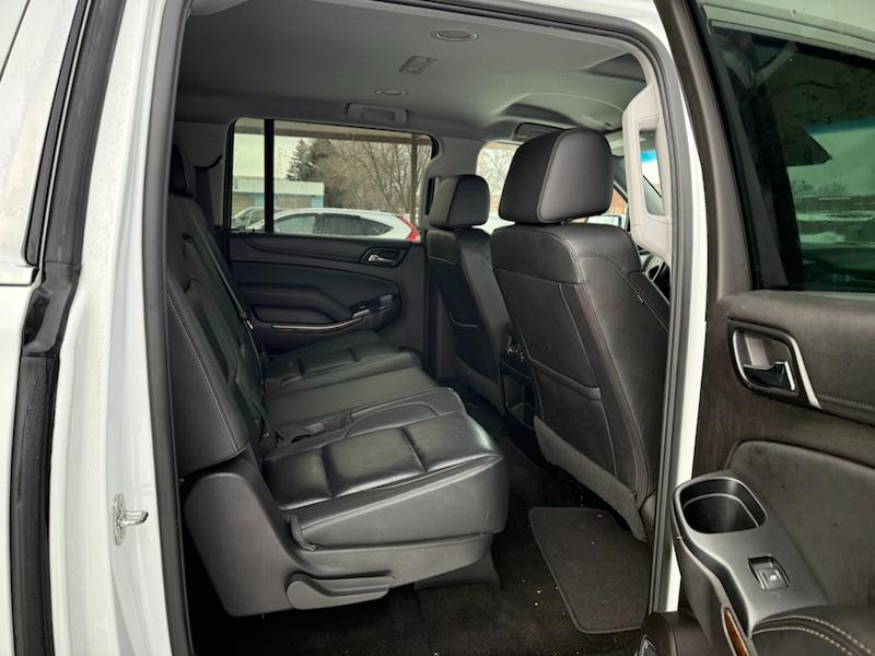 Chevrolet Suburban LT 4WD 2017