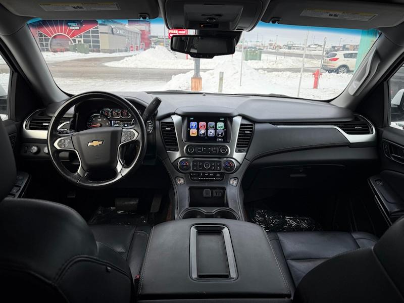 Chevrolet Suburban LT 4WD 2017