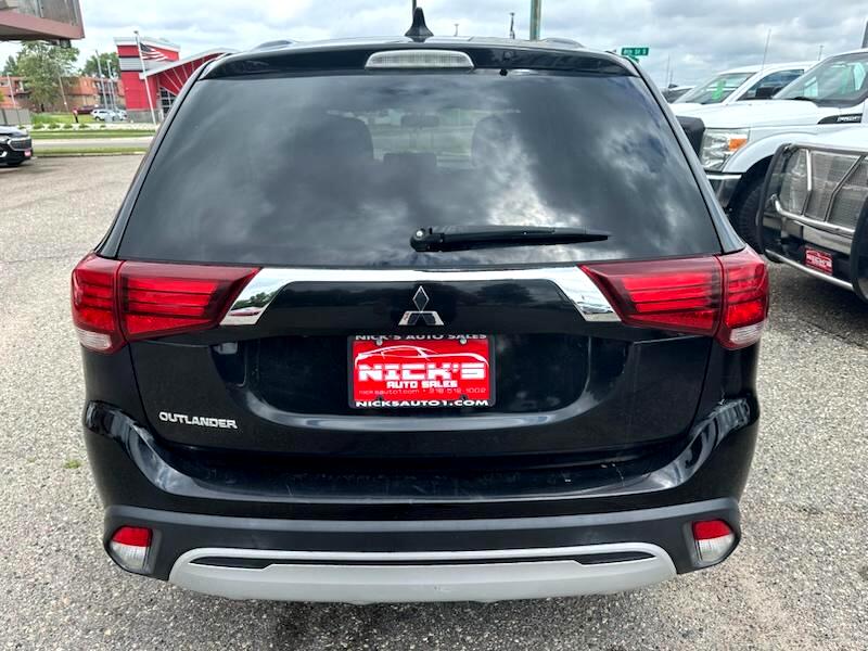 Mitsubishi Outlander ES 2020 Mitsubishi Outlander ES 2020