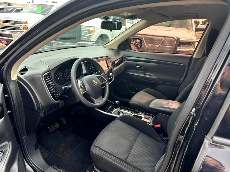 Mitsubishi Outlander ES 2020 Mitsubishi Outlander ES 2020