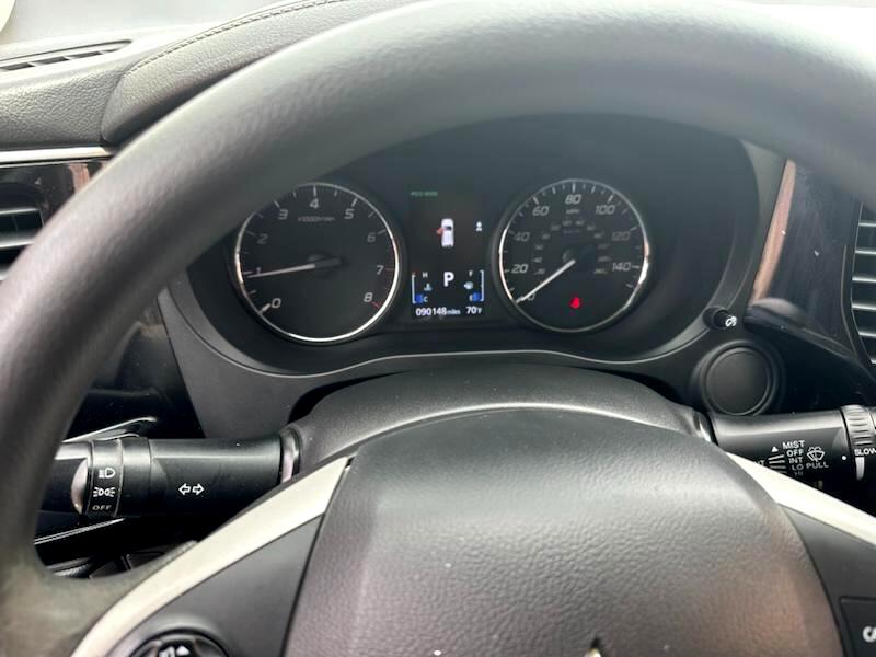 Mitsubishi Outlander ES 2020 Mitsubishi Outlander ES 2020