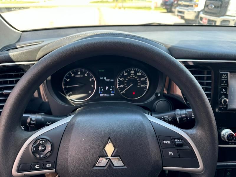 Mitsubishi Outlander ES 2020 Mitsubishi Outlander ES 2020