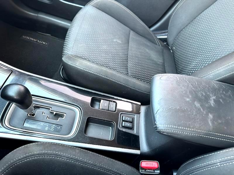 Mitsubishi Outlander ES 2020 Mitsubishi Outlander ES 2020