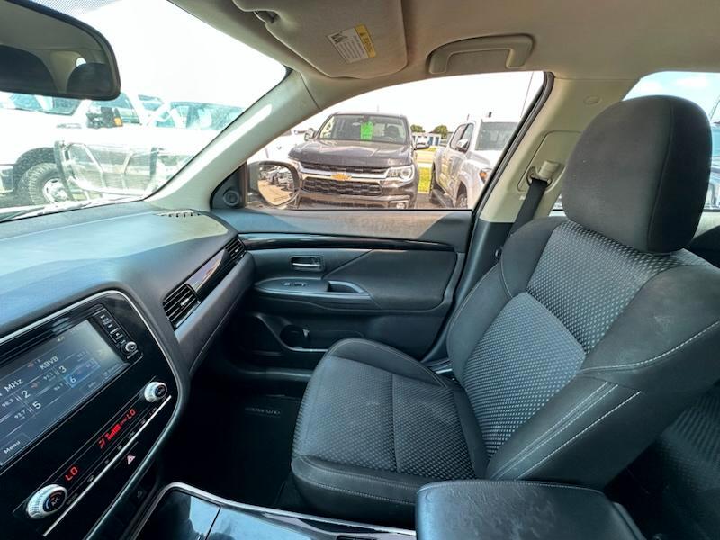 Mitsubishi Outlander ES 2020 Mitsubishi Outlander ES 2020