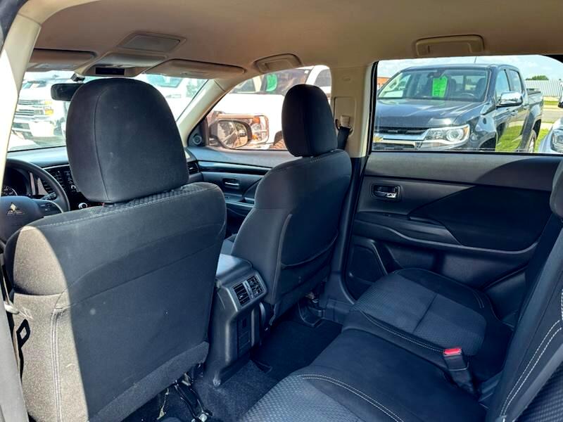 Mitsubishi Outlander ES 2020 Mitsubishi Outlander ES 2020