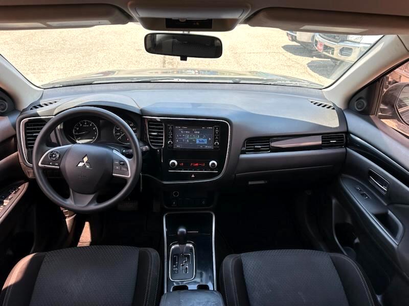 Mitsubishi Outlander ES 2020 Mitsubishi Outlander ES 2020