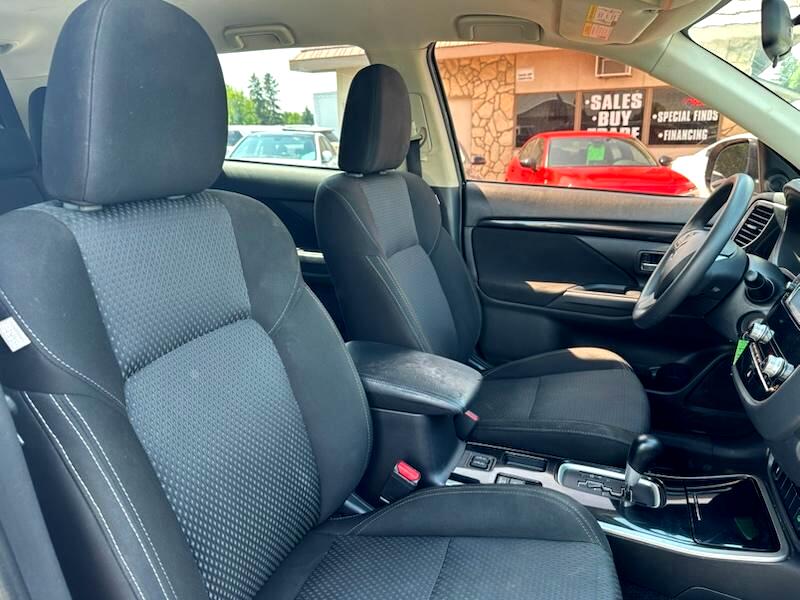 Mitsubishi Outlander ES 2020 Mitsubishi Outlander ES 2020