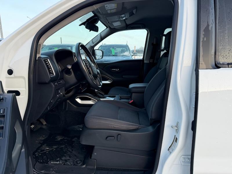 Nissan Frontier S Crew Cab 4WD 2023