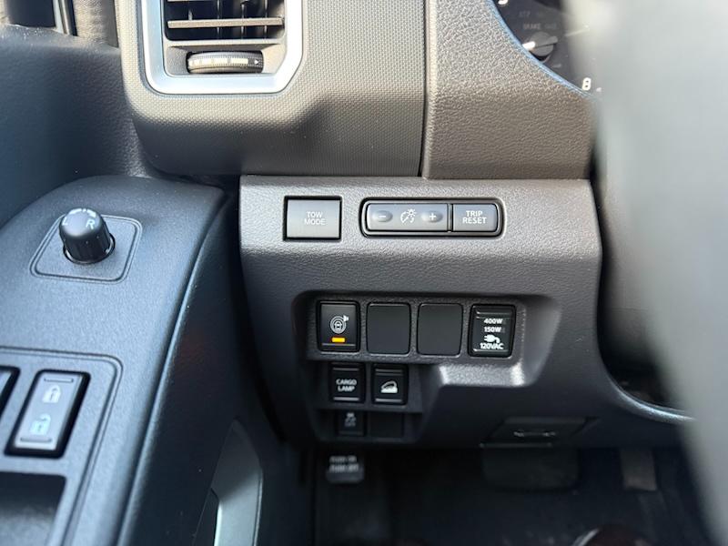 Nissan Frontier S Crew Cab 4WD 2023