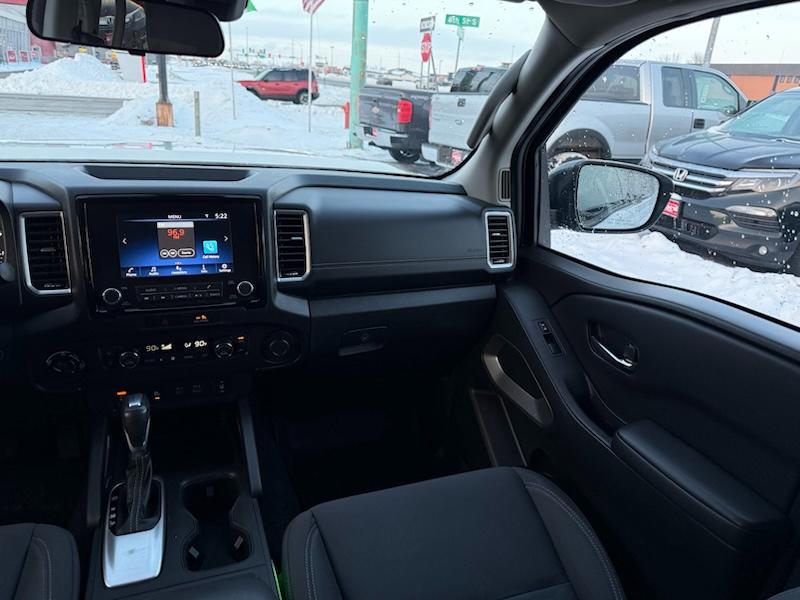 Nissan Frontier S Crew Cab 4WD 2023