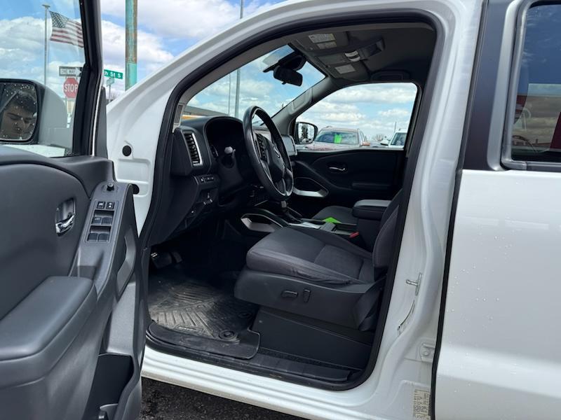 Nissan Frontier S Crew Cab 4WD 2023