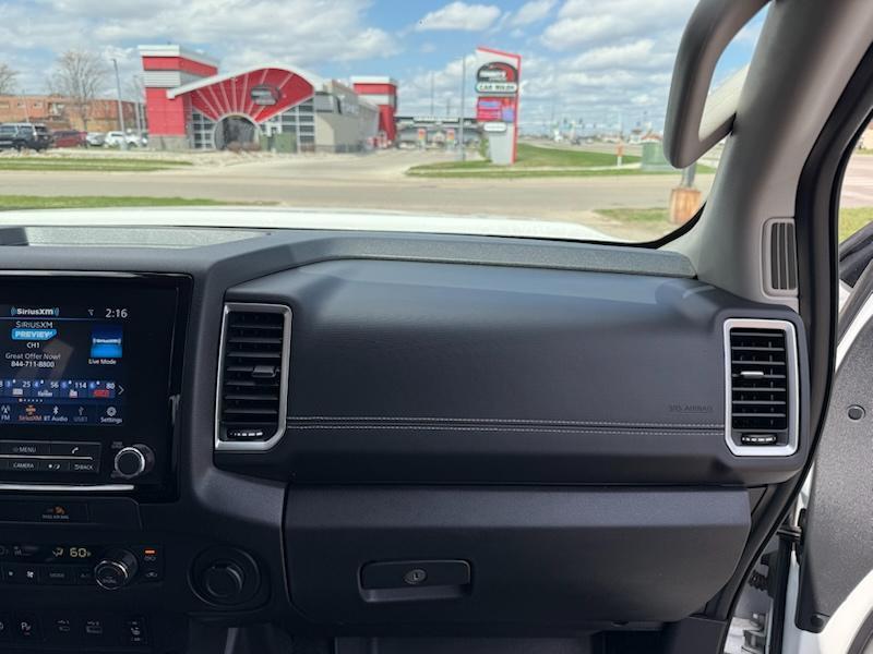 Nissan Frontier S Crew Cab 4WD 2023