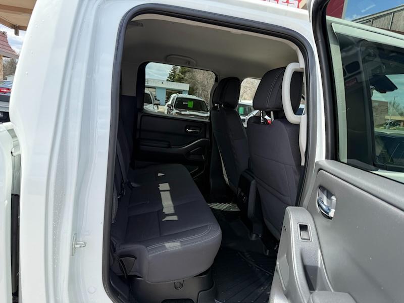 Nissan Frontier S Crew Cab 4WD 2023