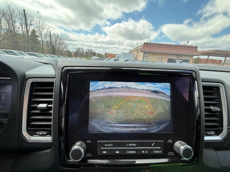 Nissan Frontier S Crew Cab 4WD 2023