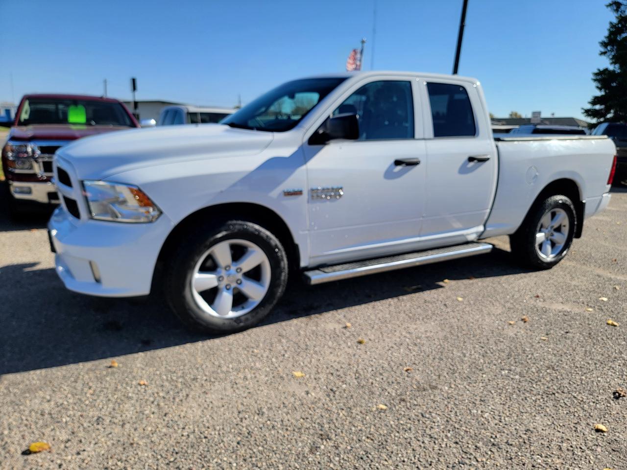 RAM 1500 ST Quad Cab 4WD 2014