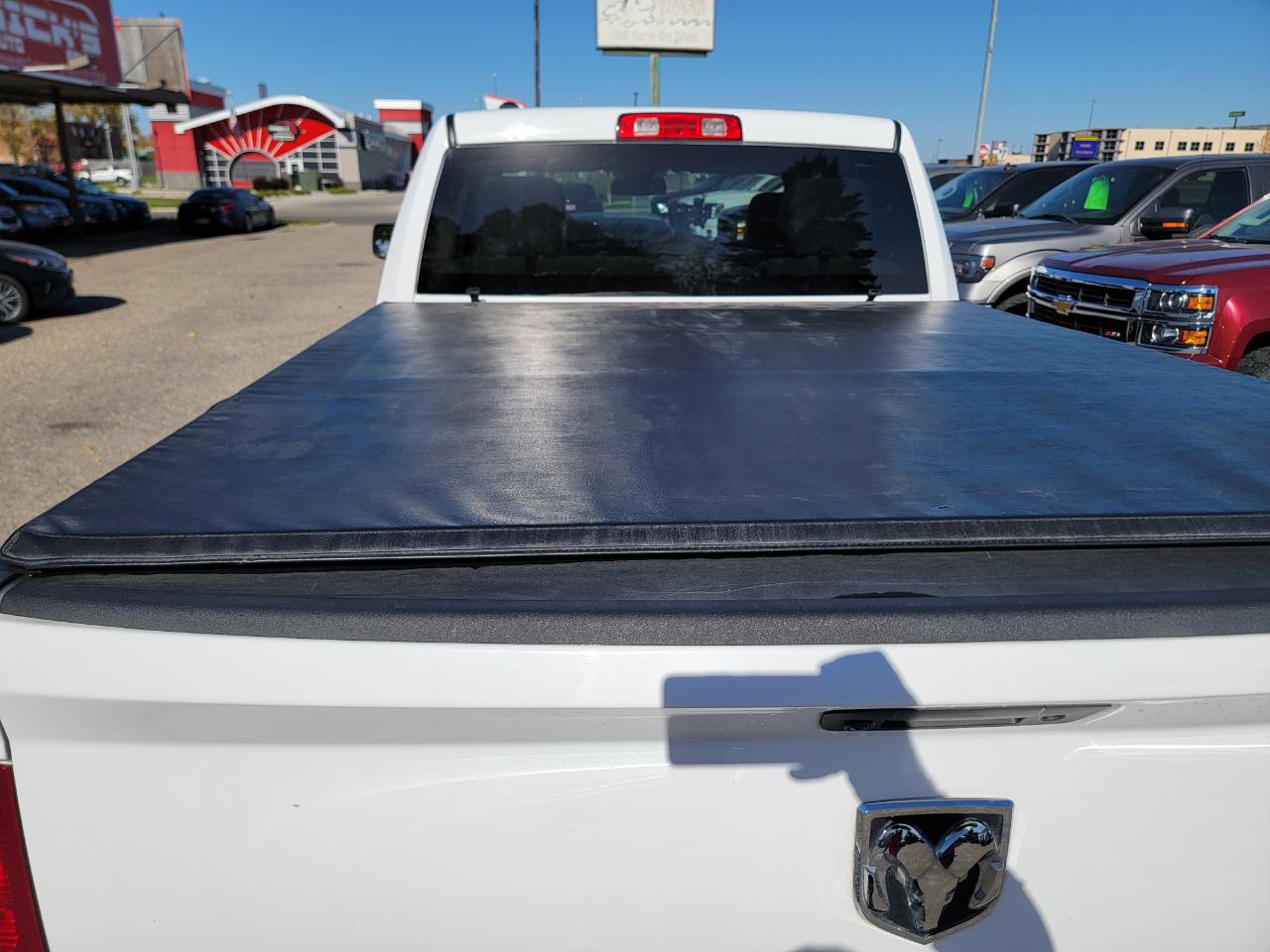 RAM 1500 ST Quad Cab 4WD 2014