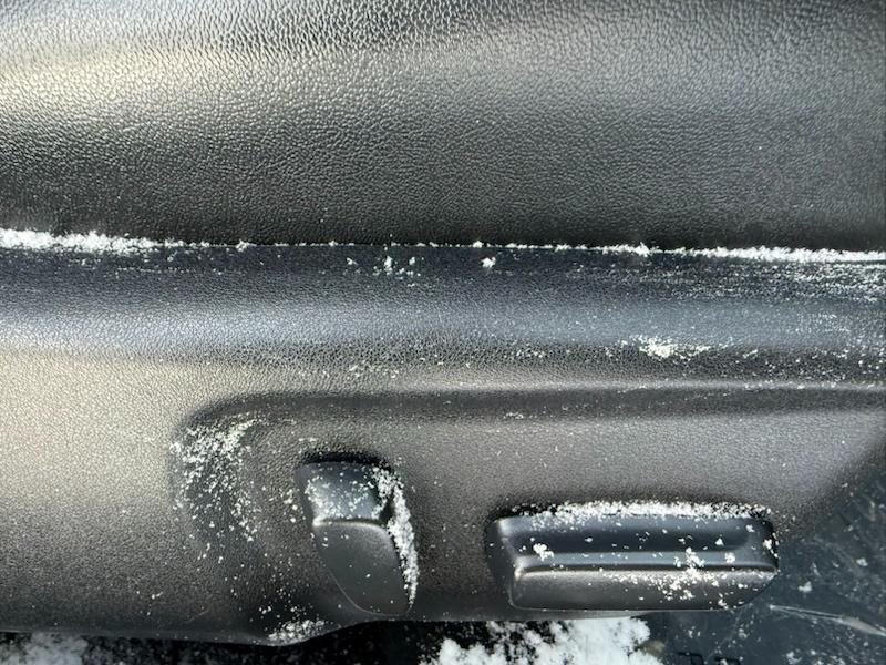 Toyota Camry SE V6 2012