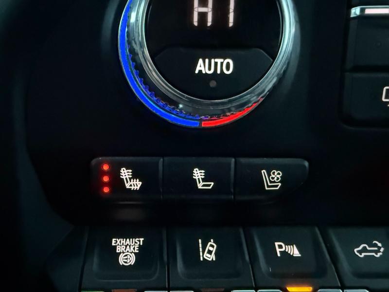 GMC Sierra 2500HD AT4 Crew Cab Long Box 4WD 2020