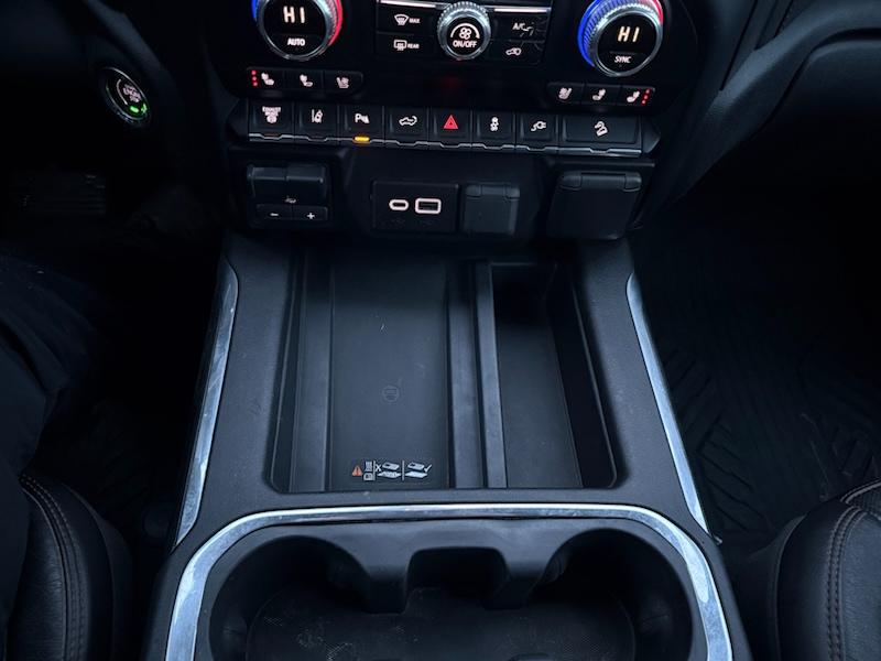 GMC Sierra 2500HD AT4 Crew Cab Long Box 4WD 2020