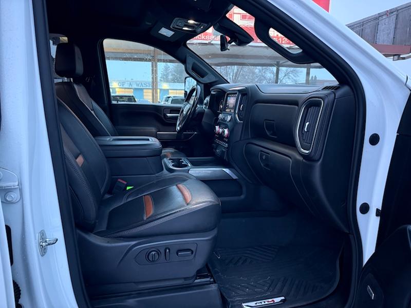 GMC Sierra 2500HD AT4 Crew Cab Long Box 4WD 2020