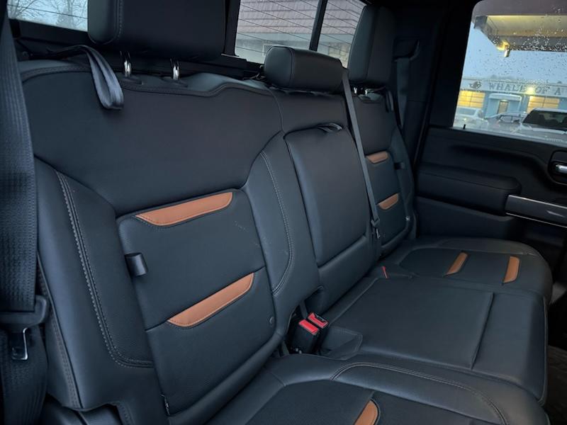 GMC Sierra 2500HD AT4 Crew Cab Long Box 4WD 2020