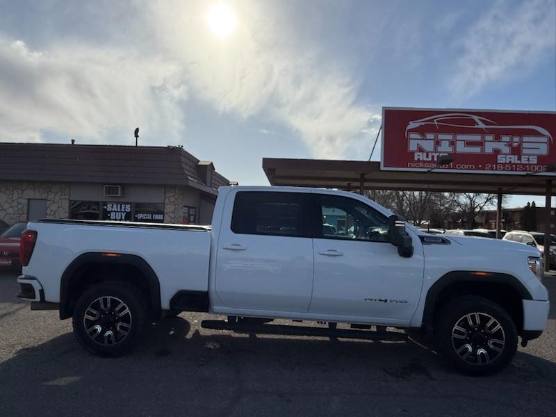 GMC Sierra 2500HD AT4 Crew Cab Long Box 4WD 2020