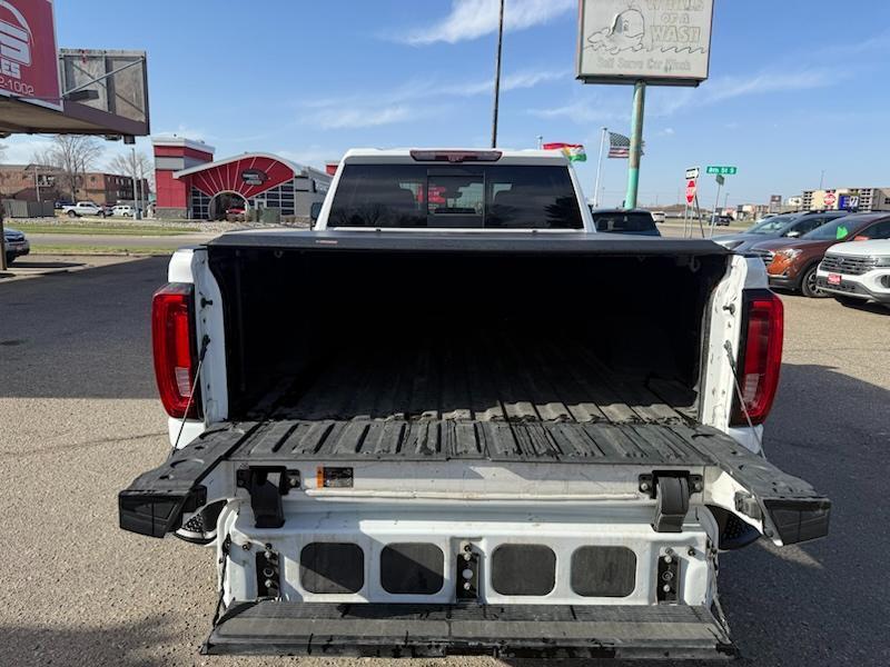 GMC Sierra 2500HD AT4 Crew Cab Long Box 4WD 2020