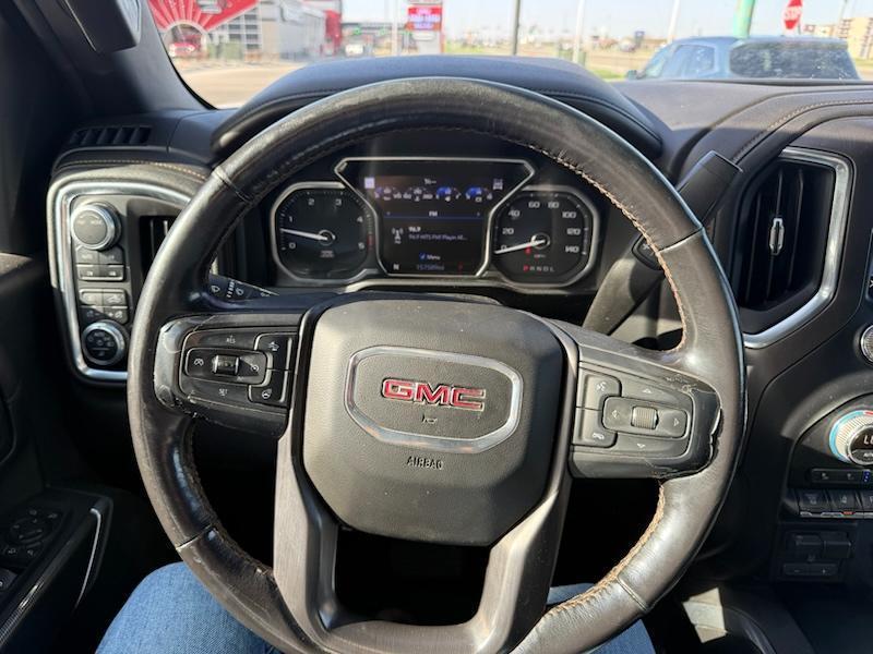 GMC Sierra 2500HD AT4 Crew Cab Long Box 4WD 2020