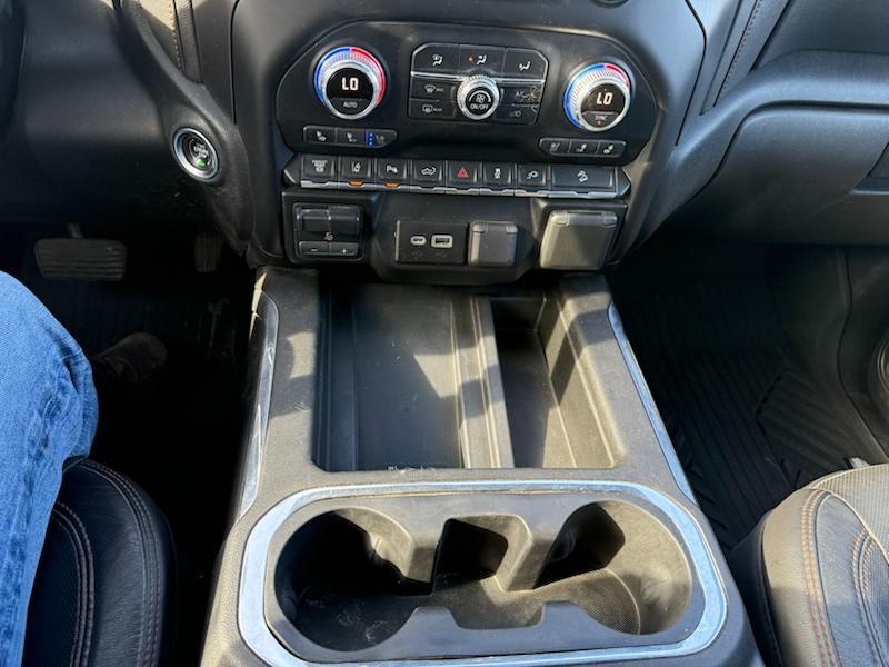 GMC Sierra 2500HD AT4 Crew Cab Long Box 4WD 2020
